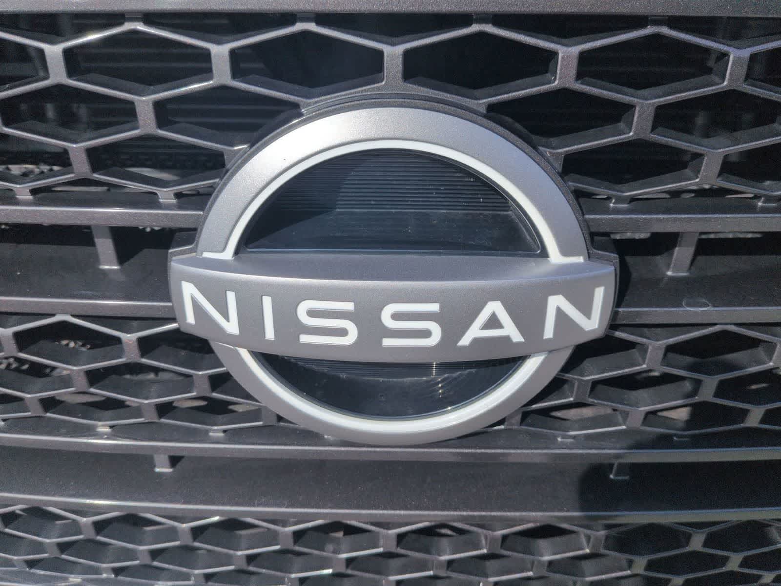 Thumbnail: 2024 Nissan Titan - 12