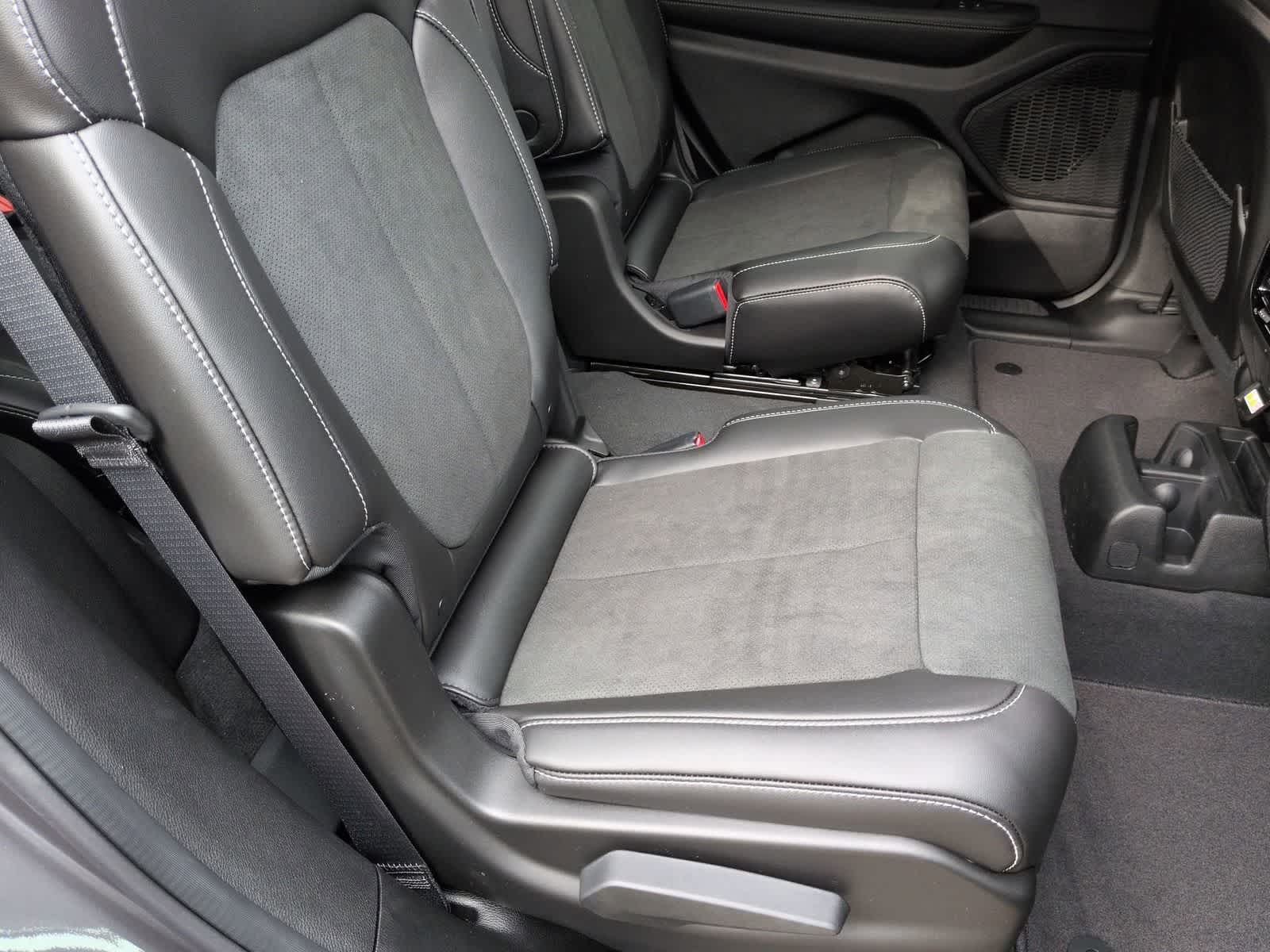 Thumbnail: 2025 Jeep Grand Cherokee L - 19