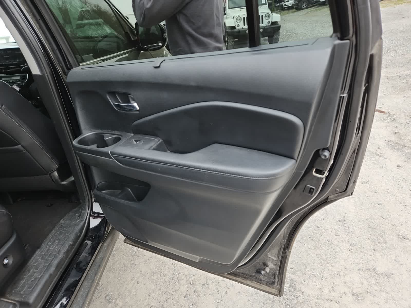 Thumbnail: 2020 Honda Pilot - 24