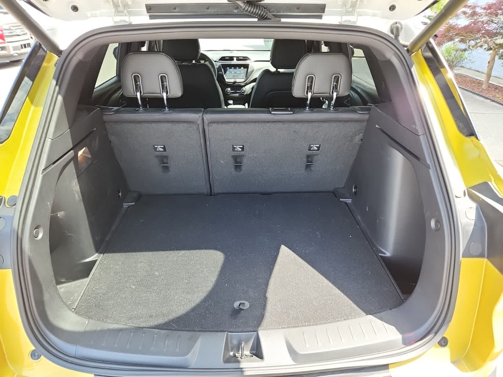 Thumbnail: 2023 Chevrolet TrailBlazer - 25