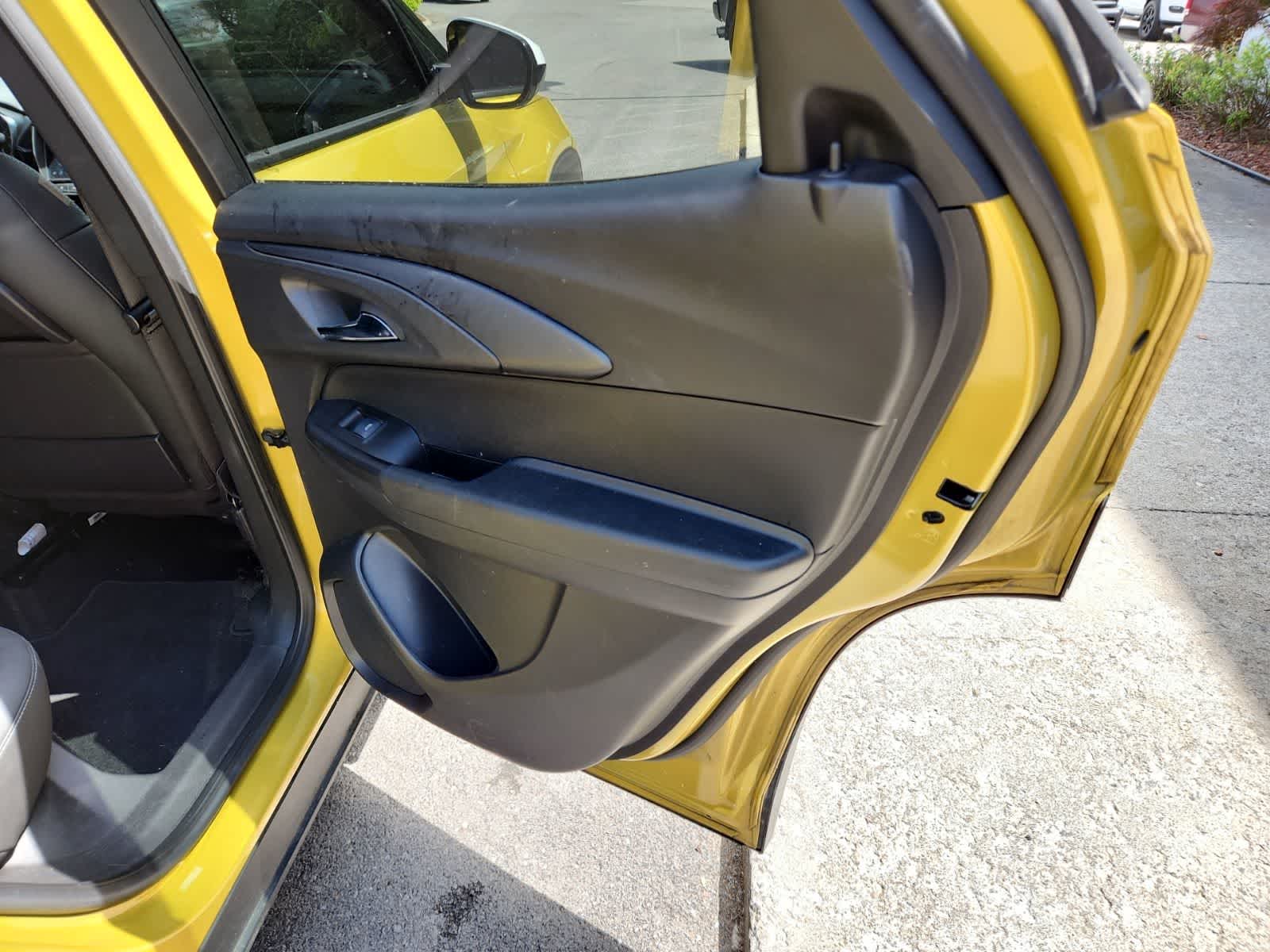 Thumbnail: 2023 Chevrolet TrailBlazer - 24