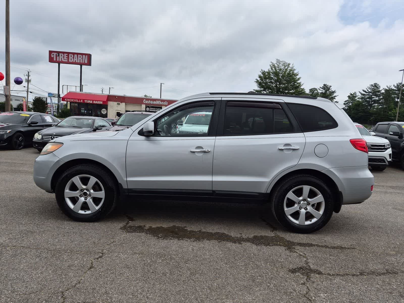 Thumbnail: 2009 Hyundai Santa Fe - 5
