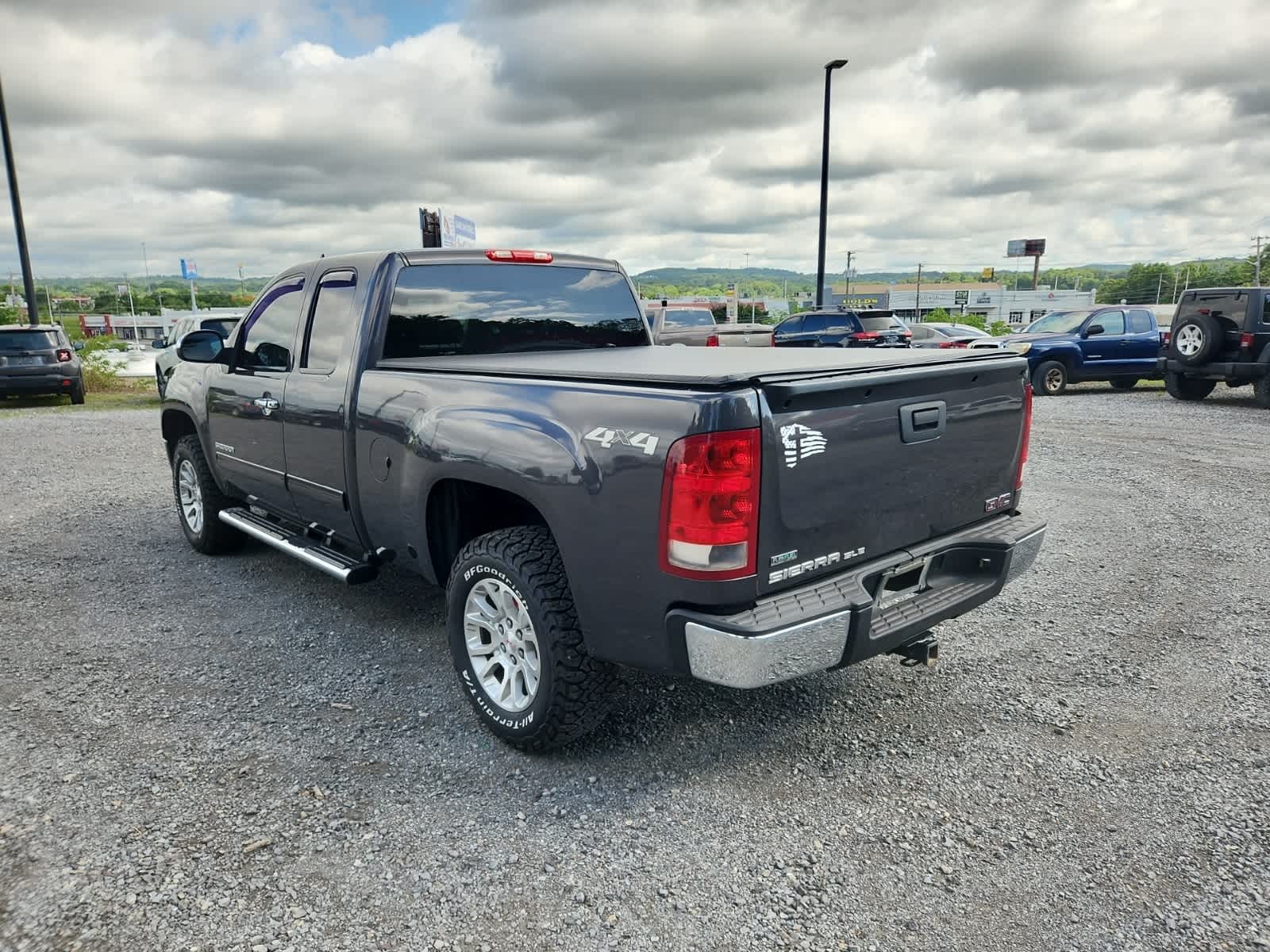 2011 GMC Sierra 1500 SLE 3
