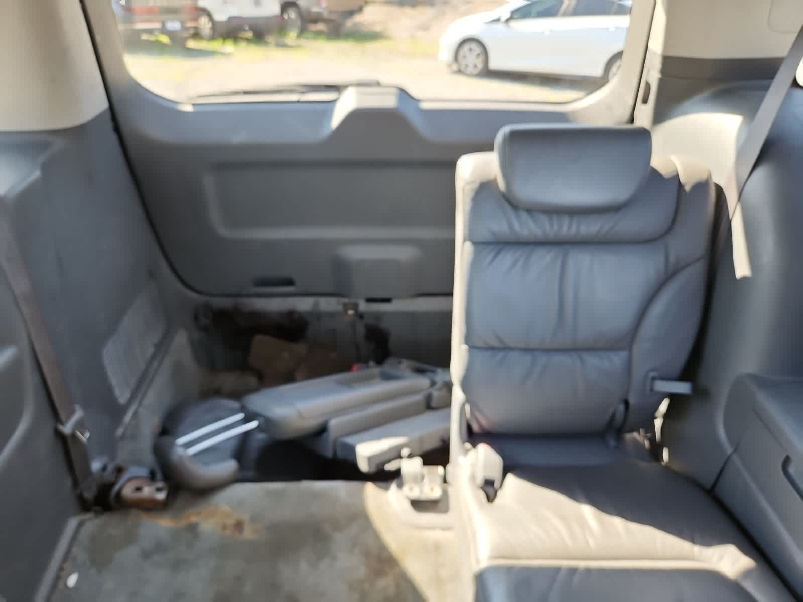 Thumbnail: 2005 Honda Odyssey - 26