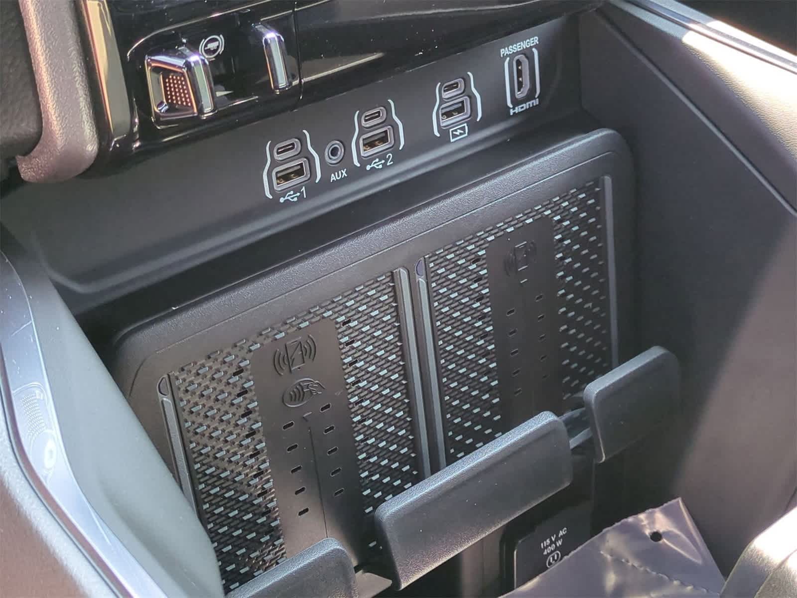 Thumbnail: 2025 RAM 1500 - 31