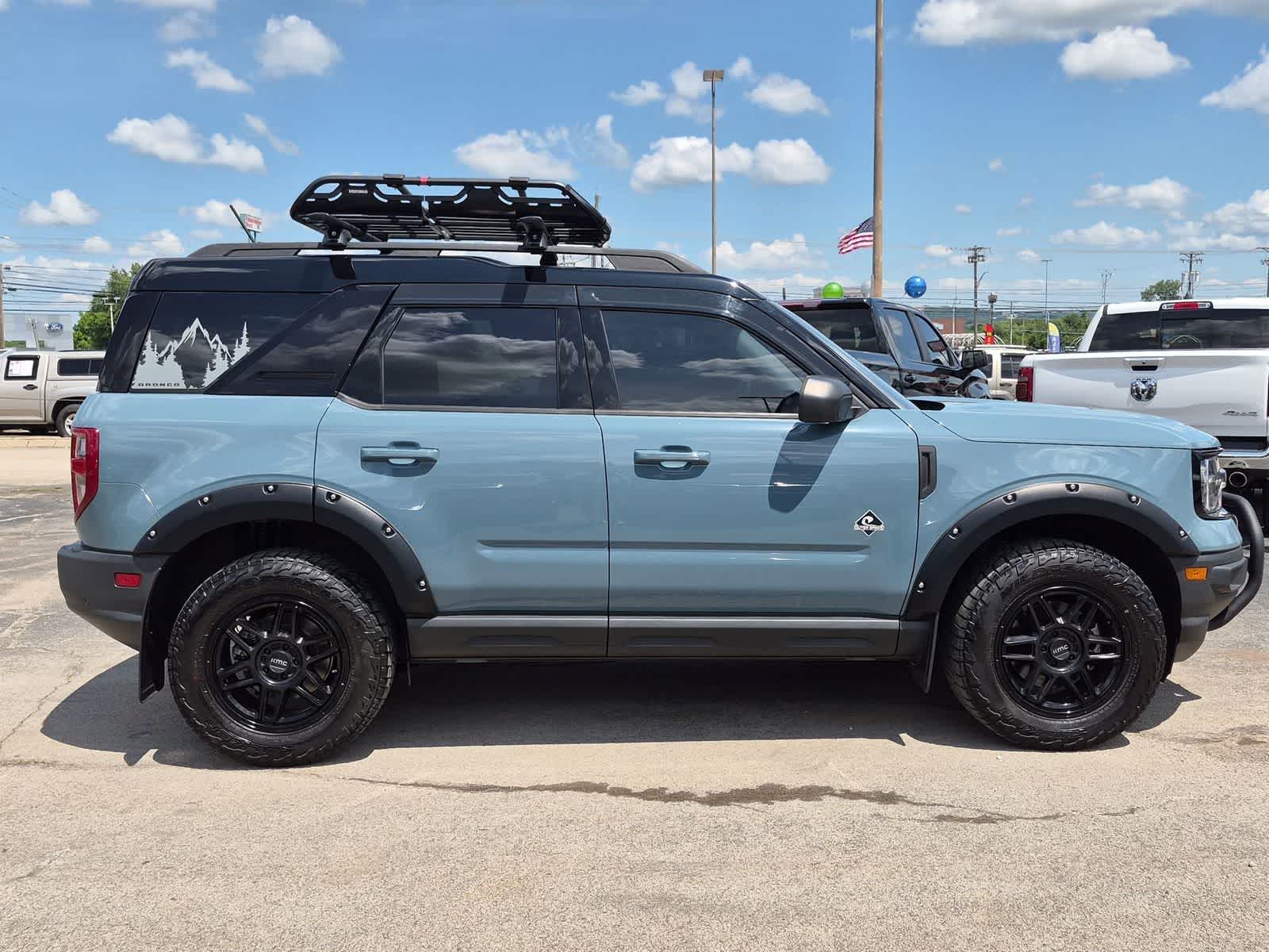 Thumbnail: 2021 Ford Bronco Sport - 8