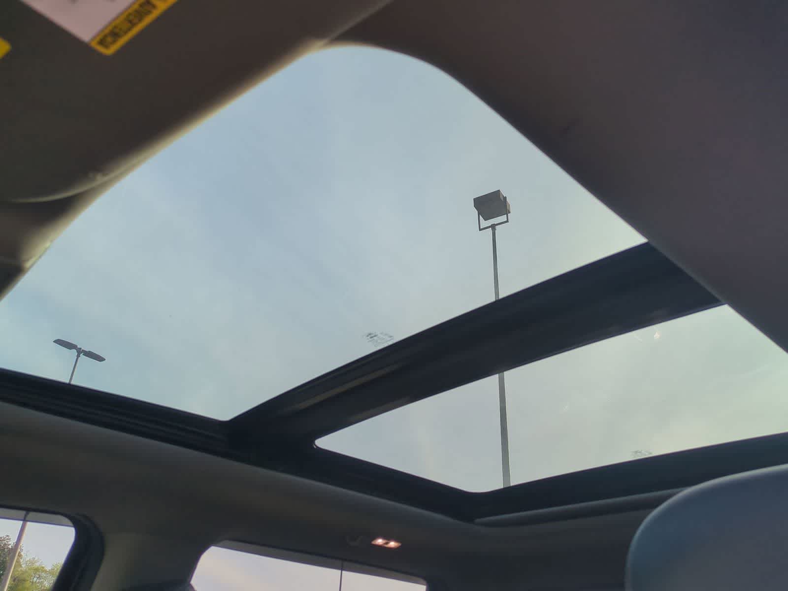 Thumbnail: 2017 Ford Econoline - 19