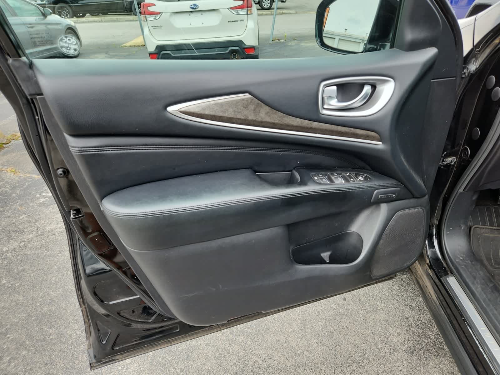 2014 INFINITI QX60  16