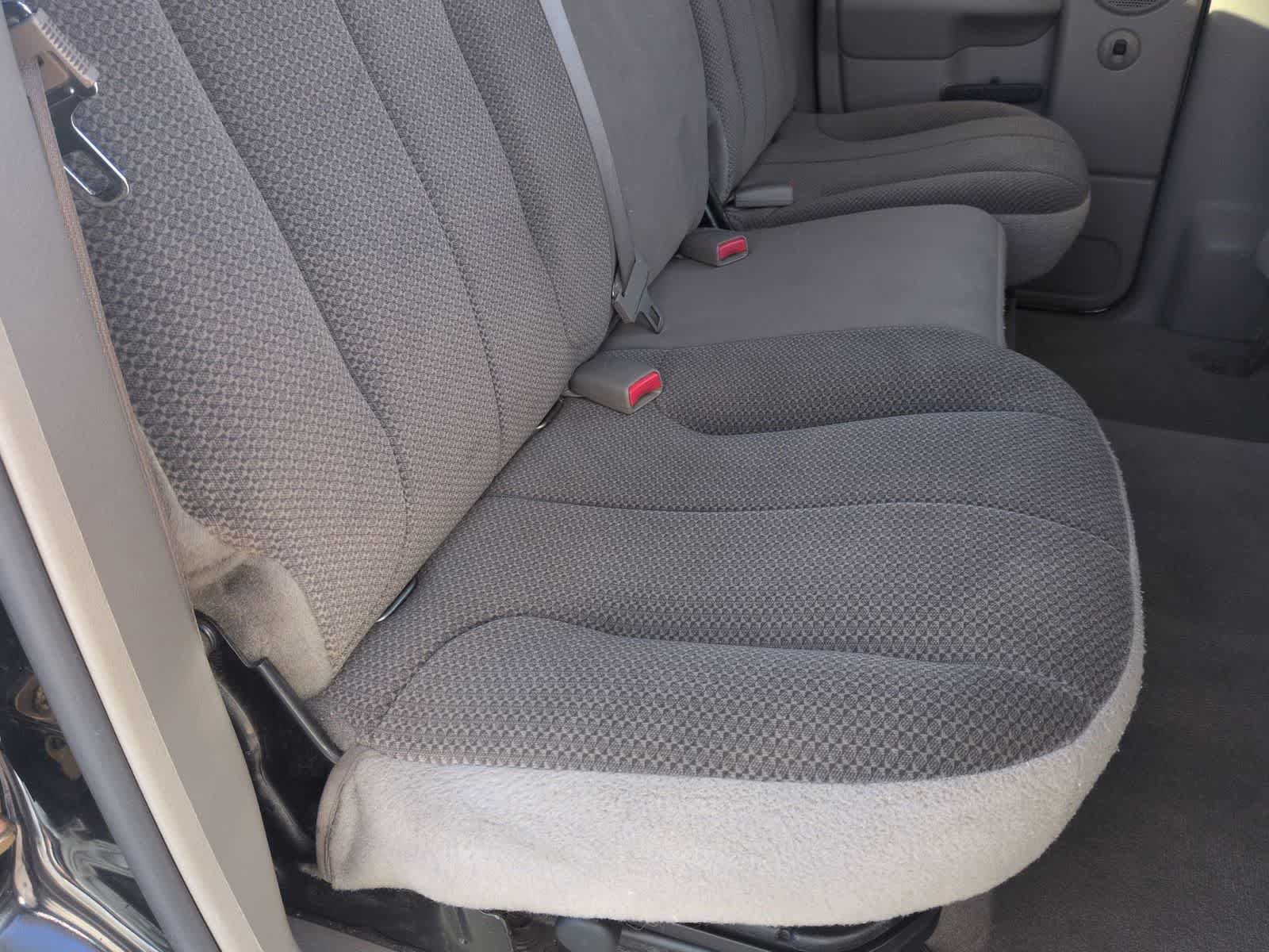 Thumbnail: 2004 Dodge Ram 1500 - 19