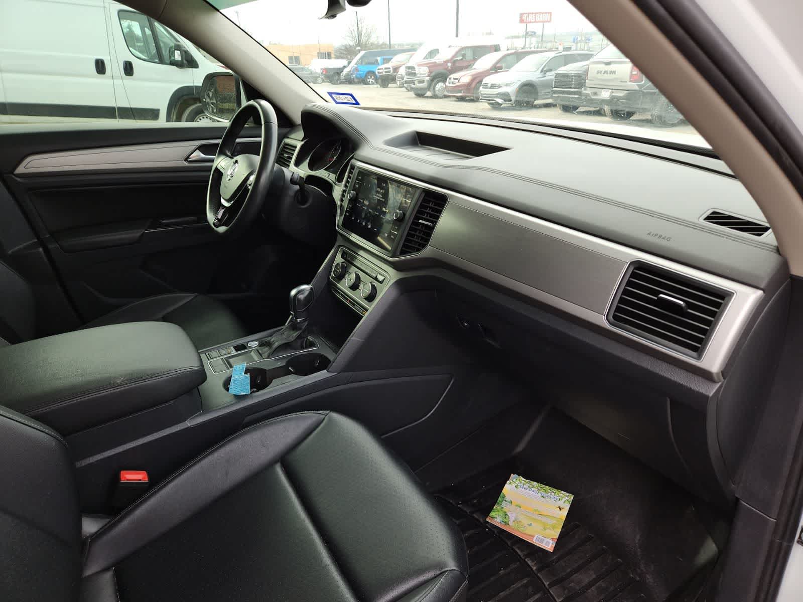 Thumbnail: 2019 Volkswagen Atlas - 17