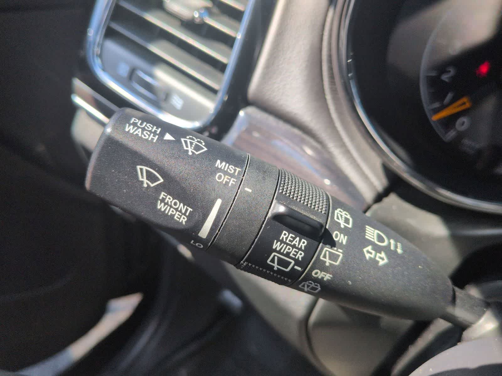 Thumbnail: 2020 Jeep Grand Cherokee - 25