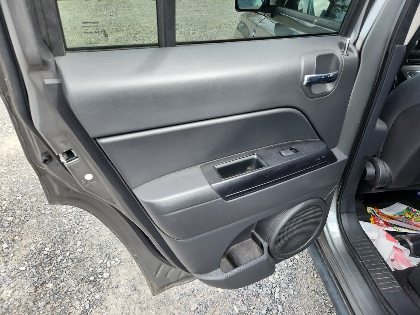 Thumbnail: 2012 Jeep Patriot - 27