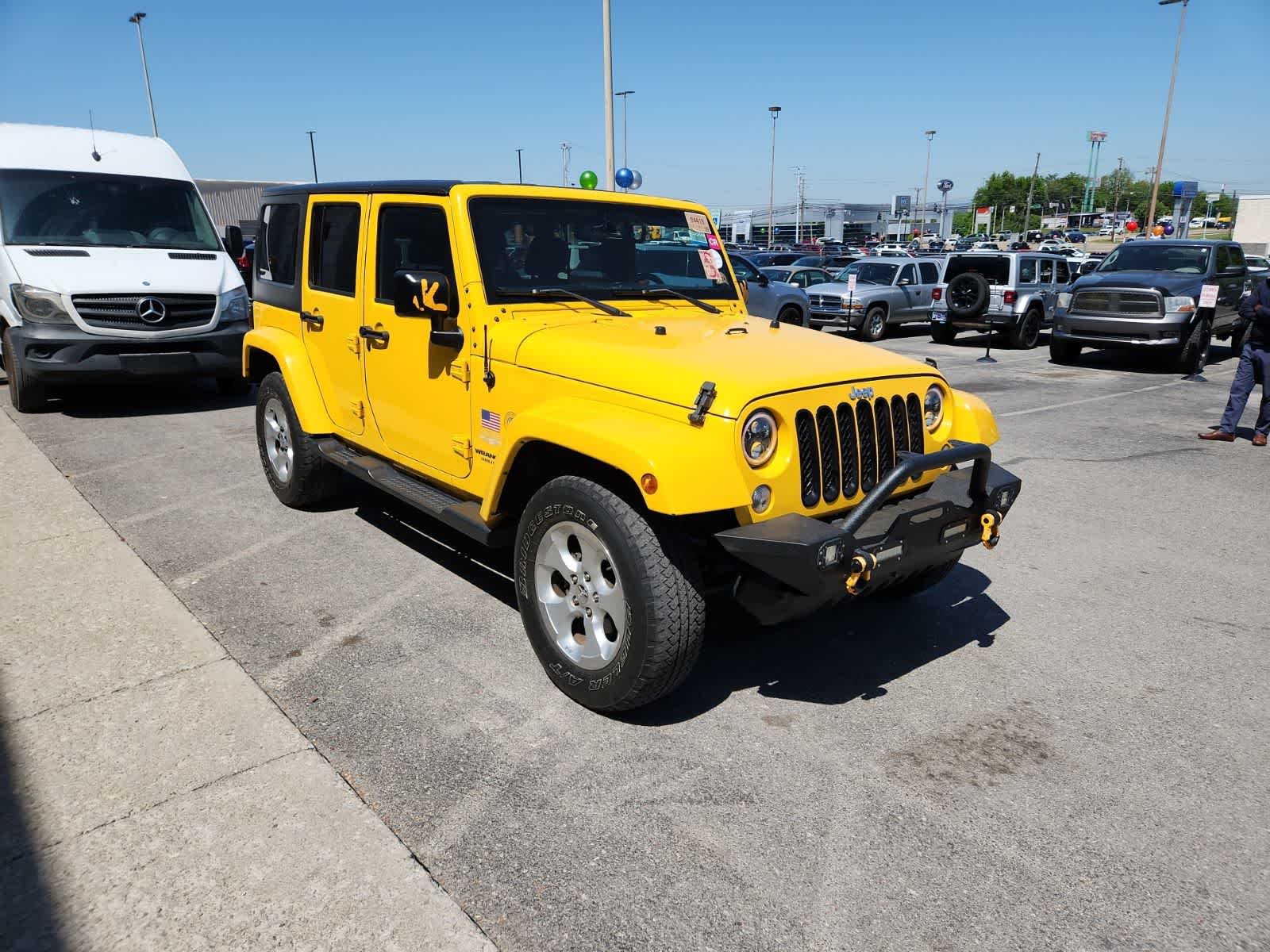 Thumbnail: 2015 Jeep Wrangler - 7