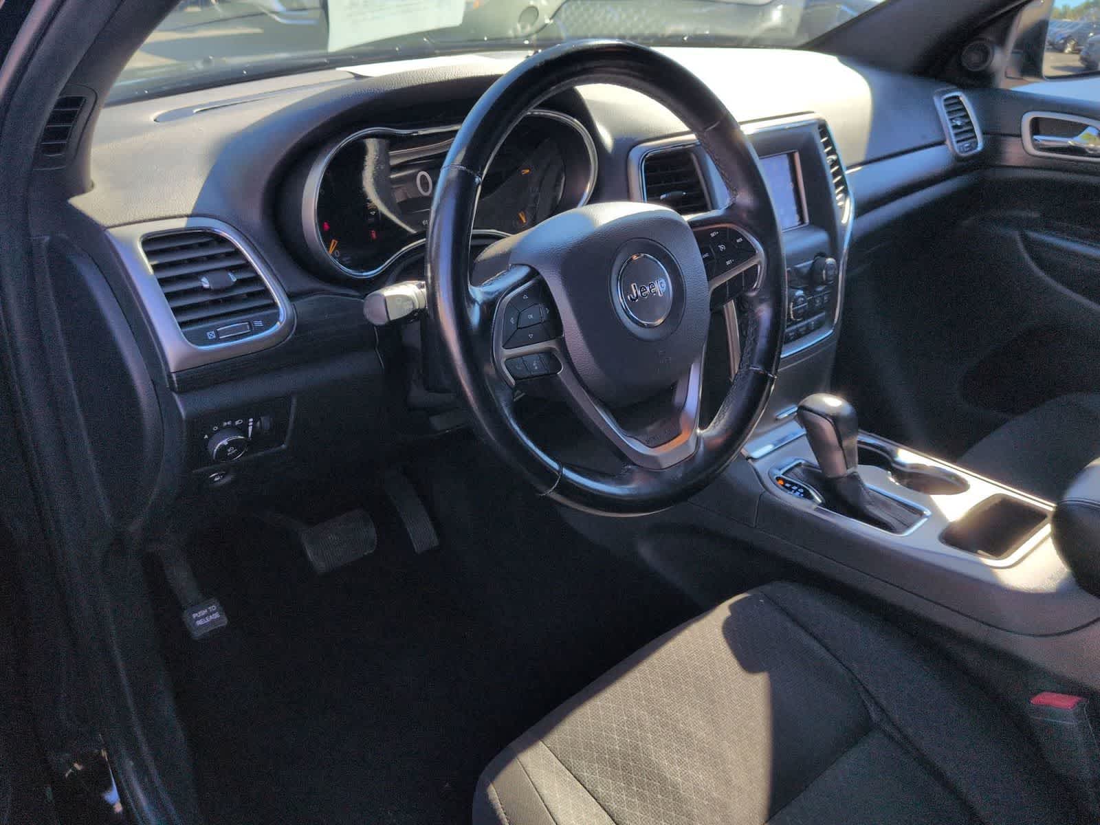 Thumbnail: 2021 Jeep Grand Cherokee - 10