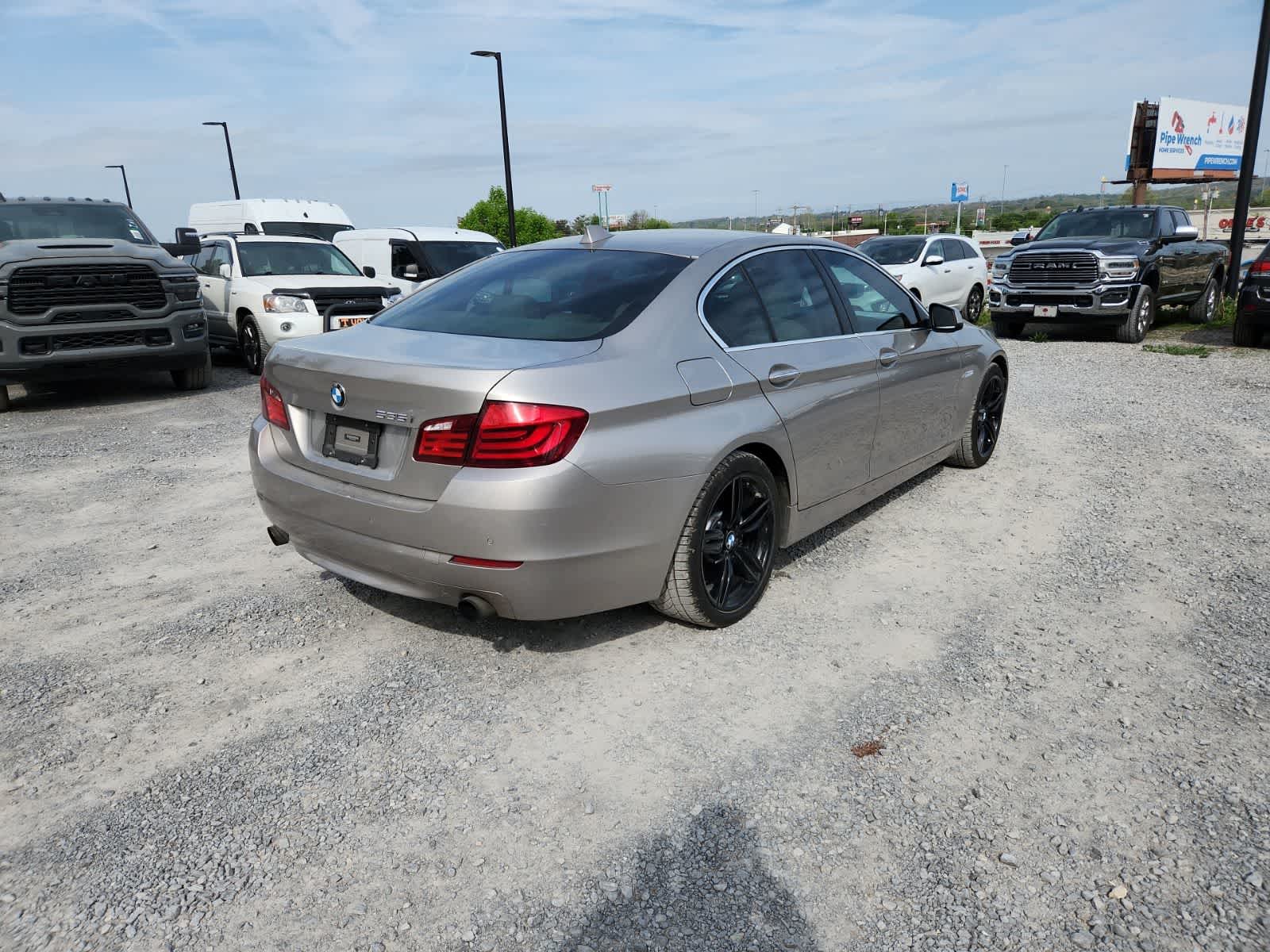 Thumbnail: 2013 BMW 5 Series - 5