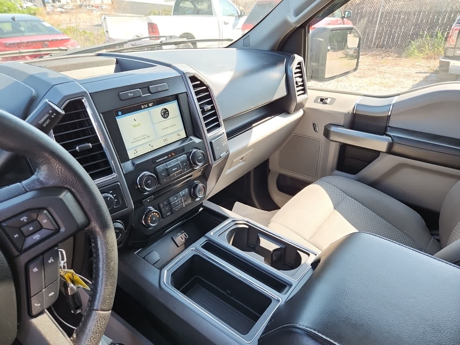 Thumbnail: 2016 Ford F-150 - 11