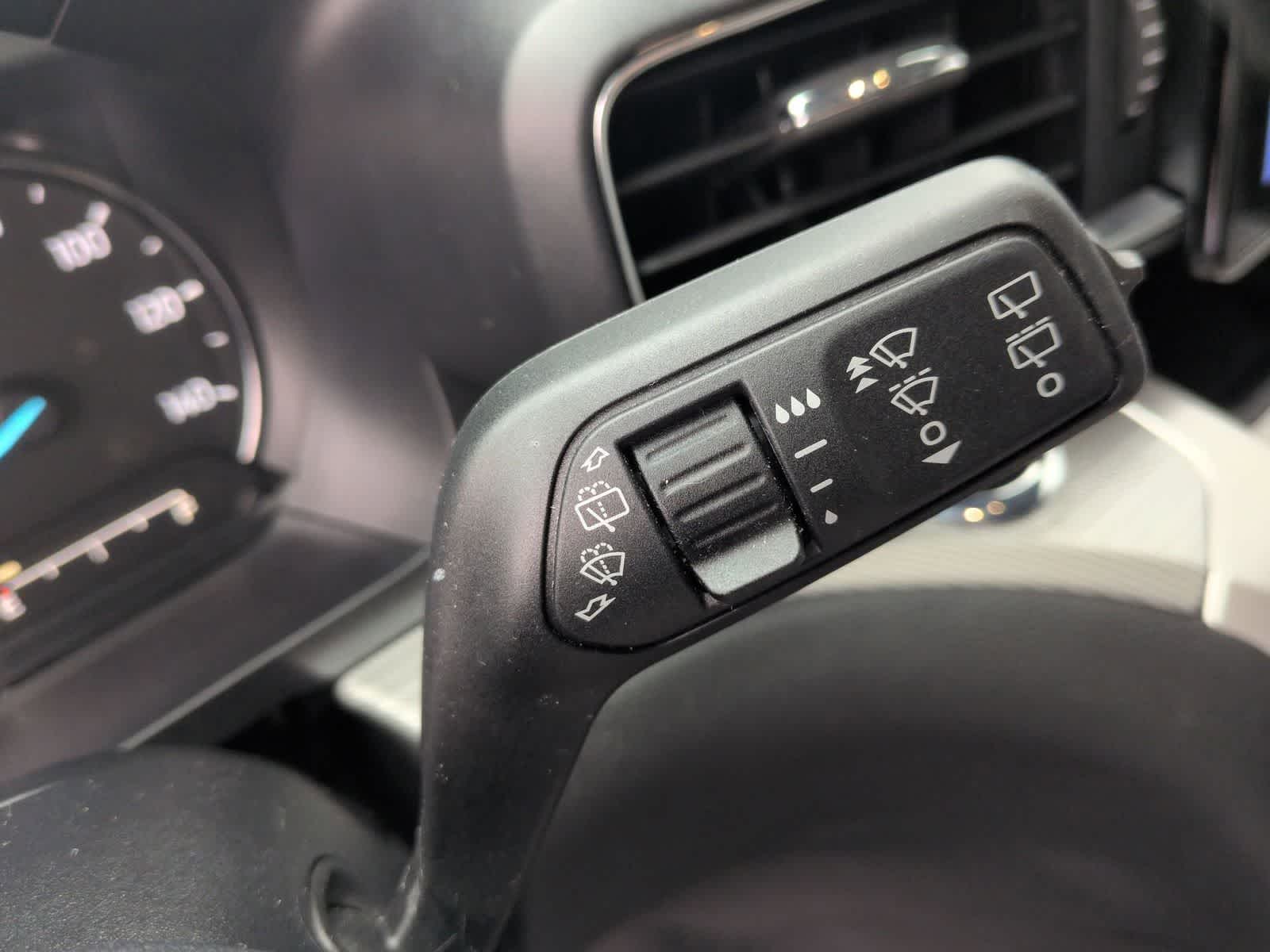 Thumbnail: 2021 Ford Explorer - 25