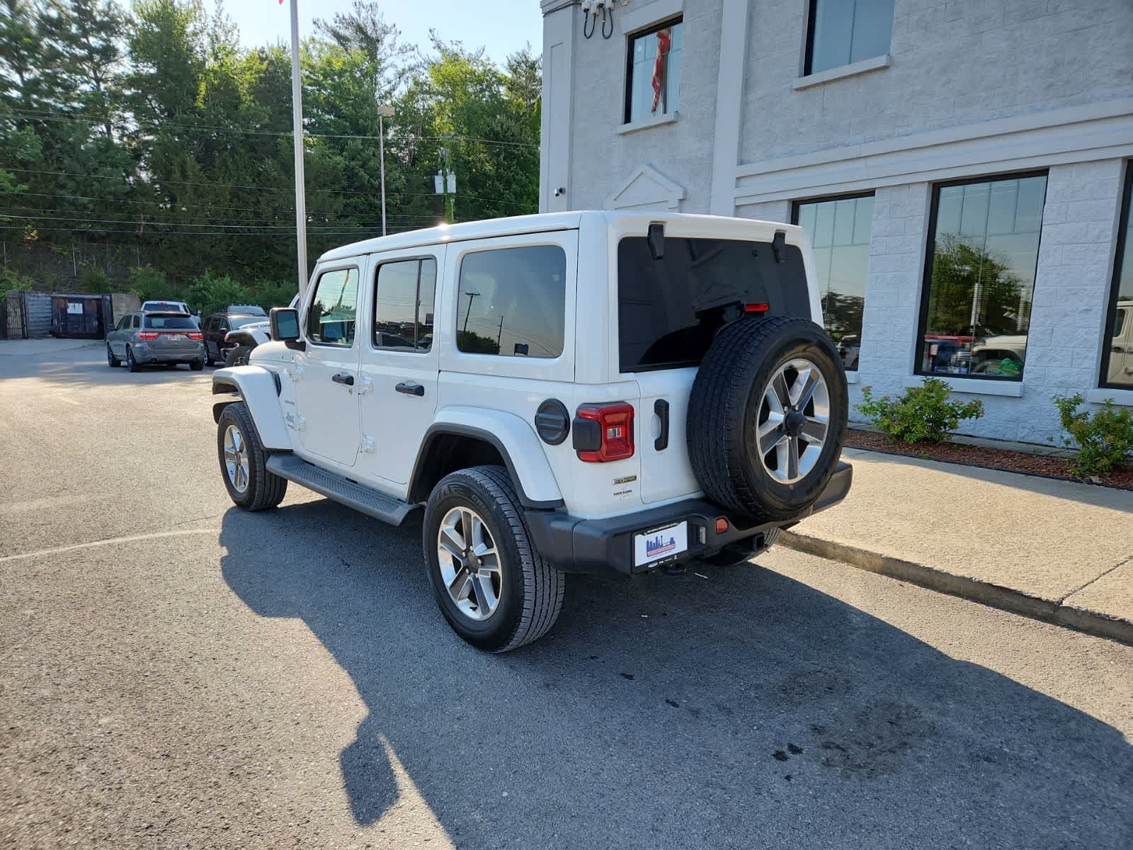 Thumbnail: 2021 Jeep Wrangler - 3