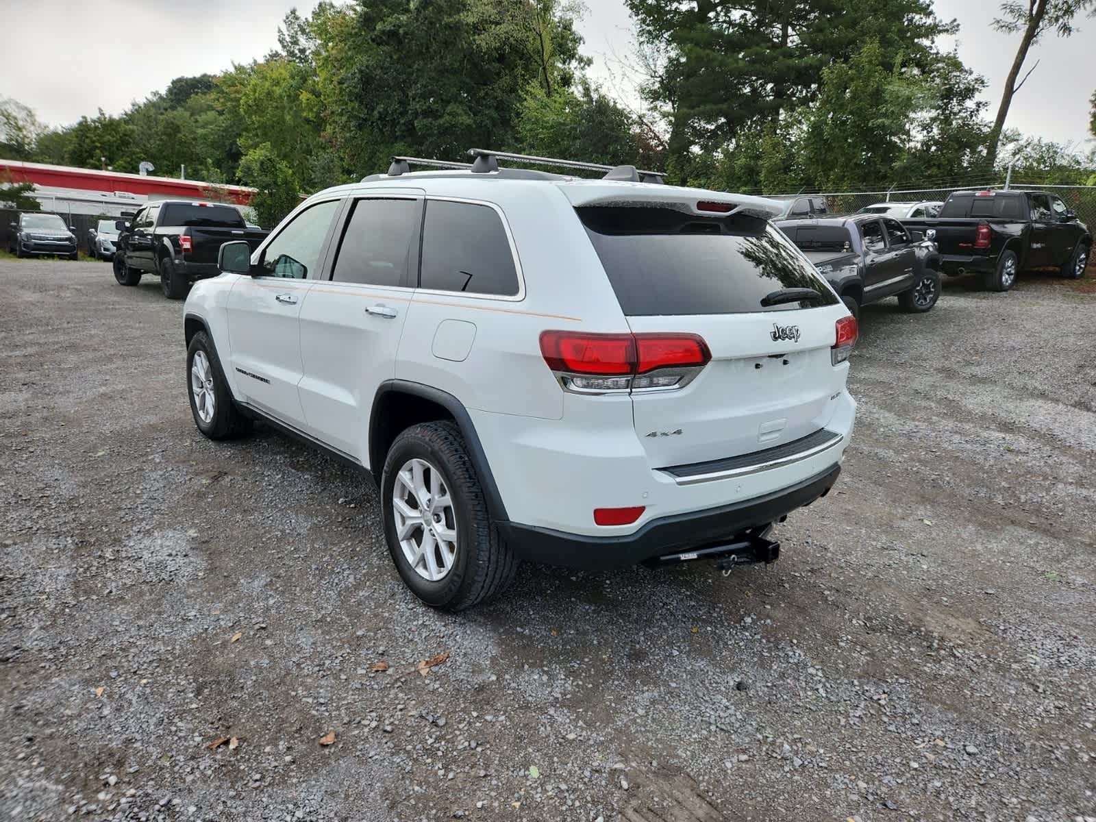 Thumbnail: 2020 Jeep Grand Cherokee - 3