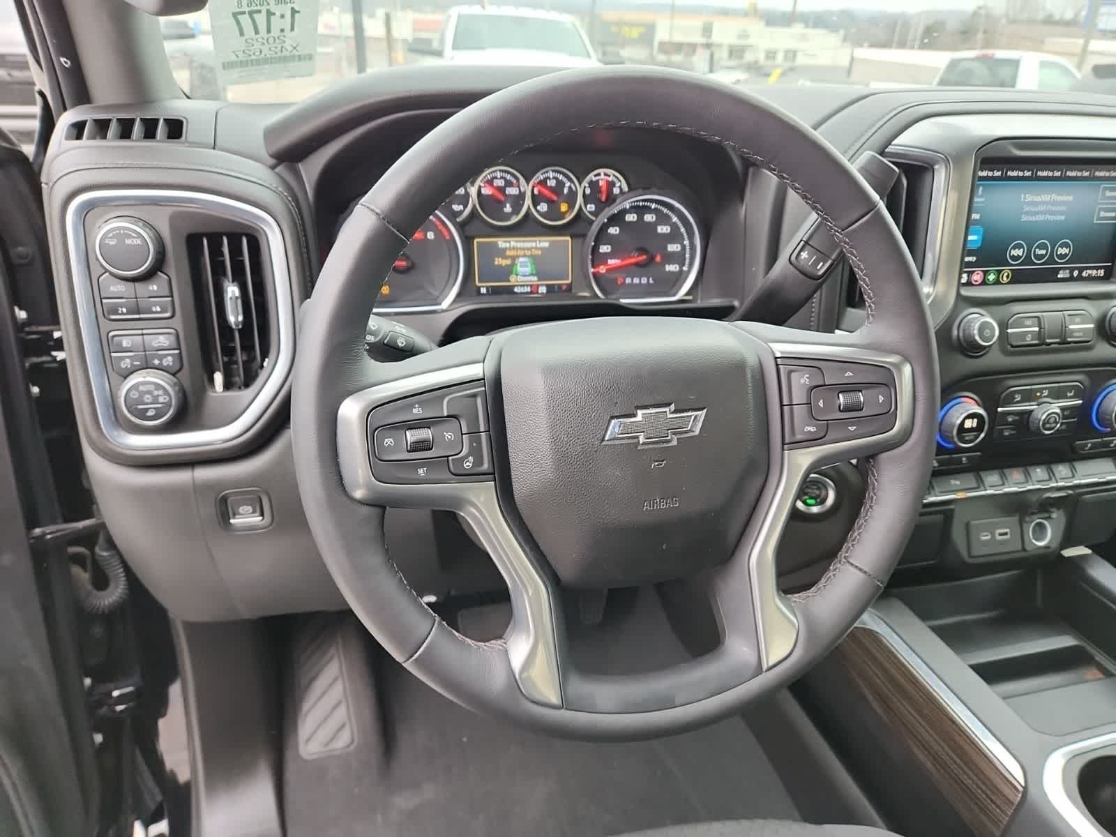 Thumbnail: 2022 Chevrolet Silverado 1500 - 12