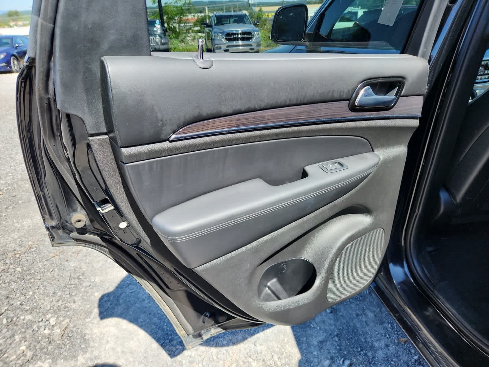 Thumbnail: 2020 Jeep Grand Cherokee - 27