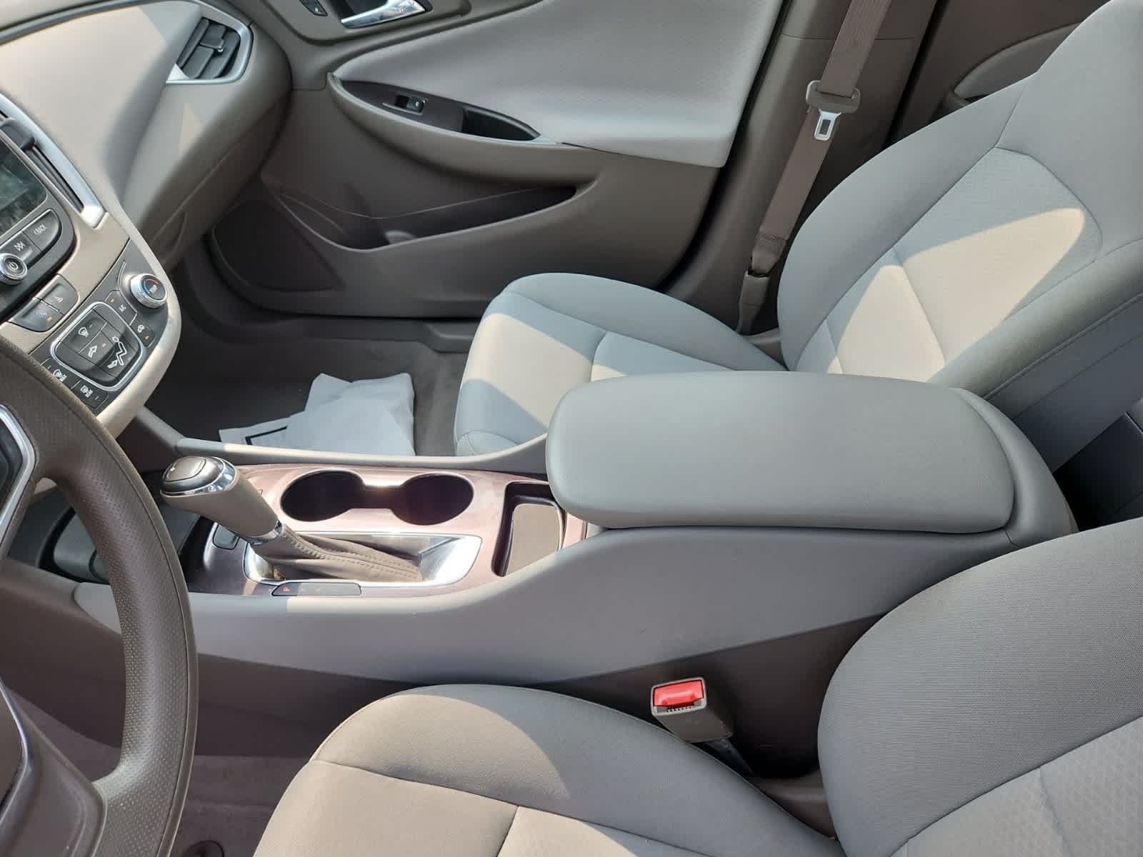 Thumbnail: 2020 Chevrolet Malibu - 11