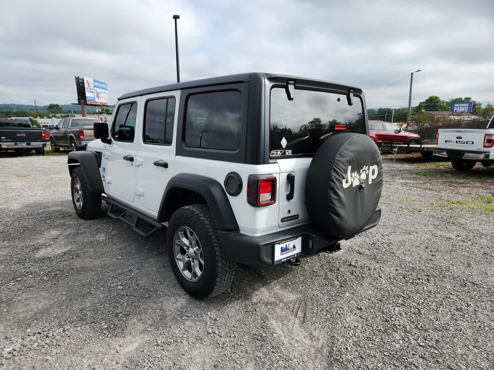 Thumbnail: 2020 Jeep Wrangler - 3