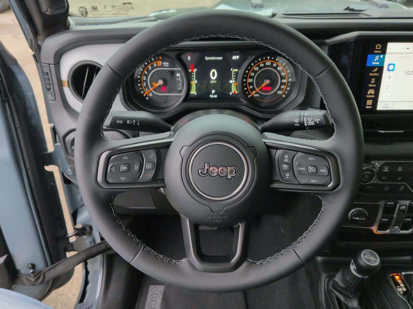 Thumbnail: 2026 Jeep Gladiator - 14