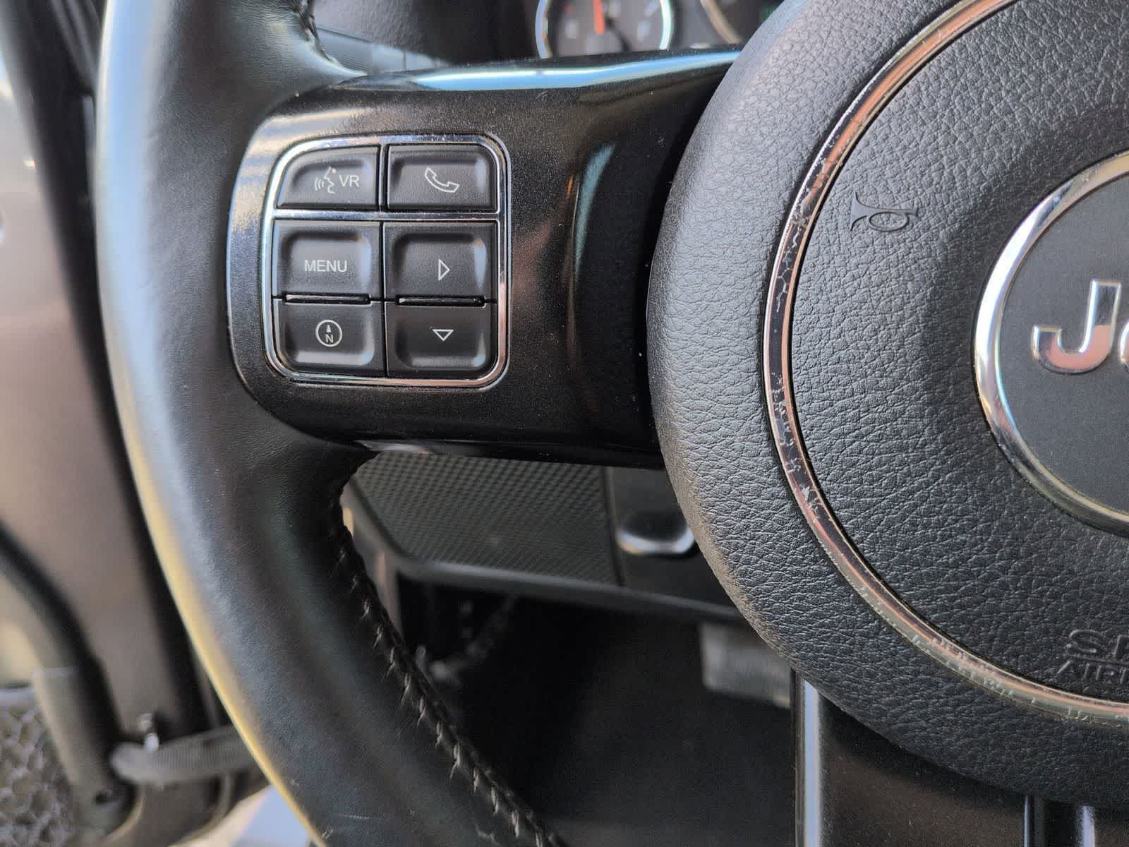 Thumbnail: 2017 Jeep Wrangler - 21