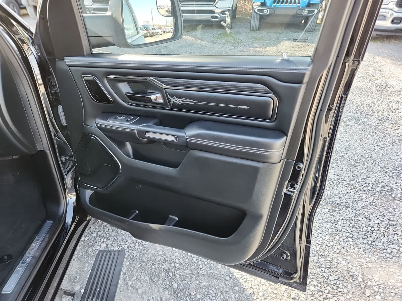 Thumbnail: 2022 RAM 1500 - 23