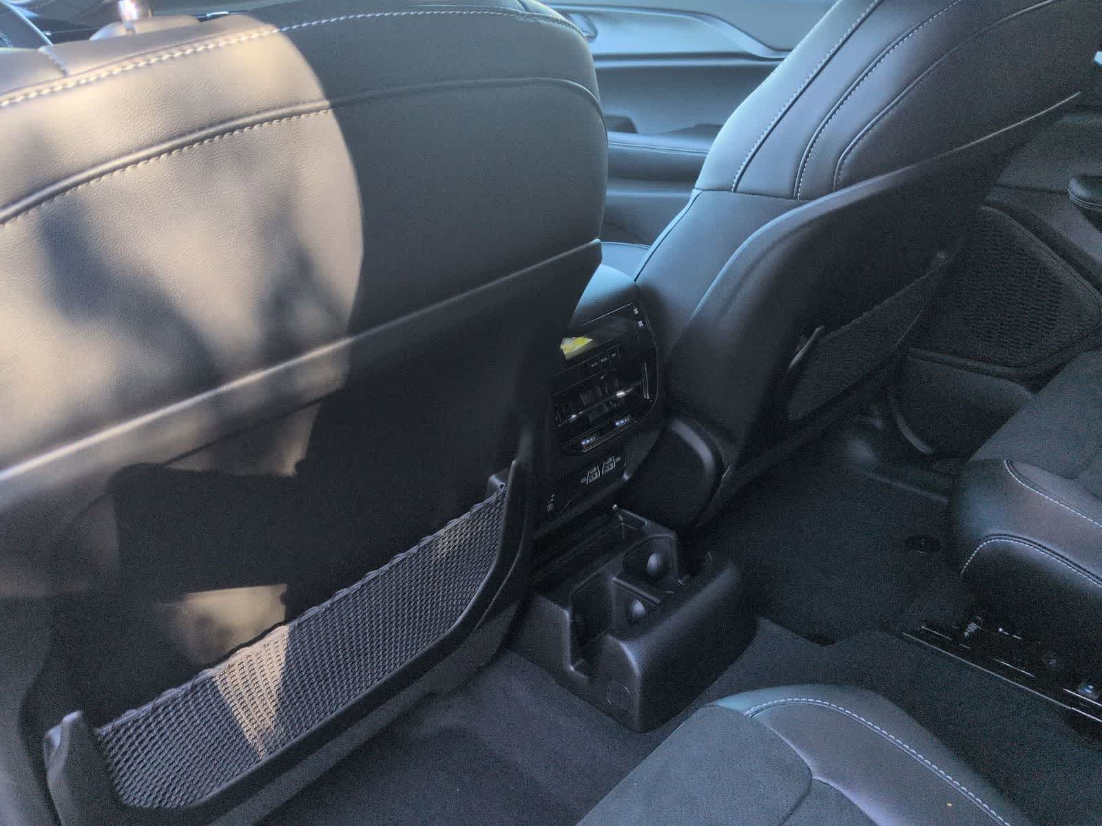 Thumbnail: 2025 Jeep Grand Cherokee L - 17