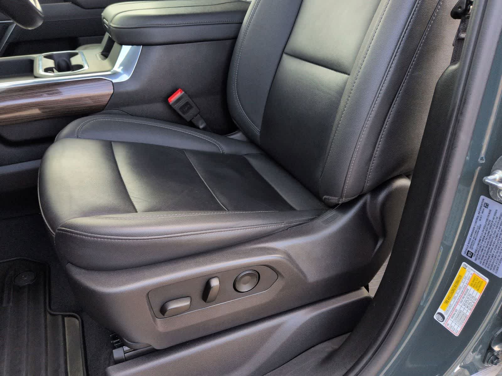 Thumbnail: 2025 Chevrolet Silverado 2500 - 15