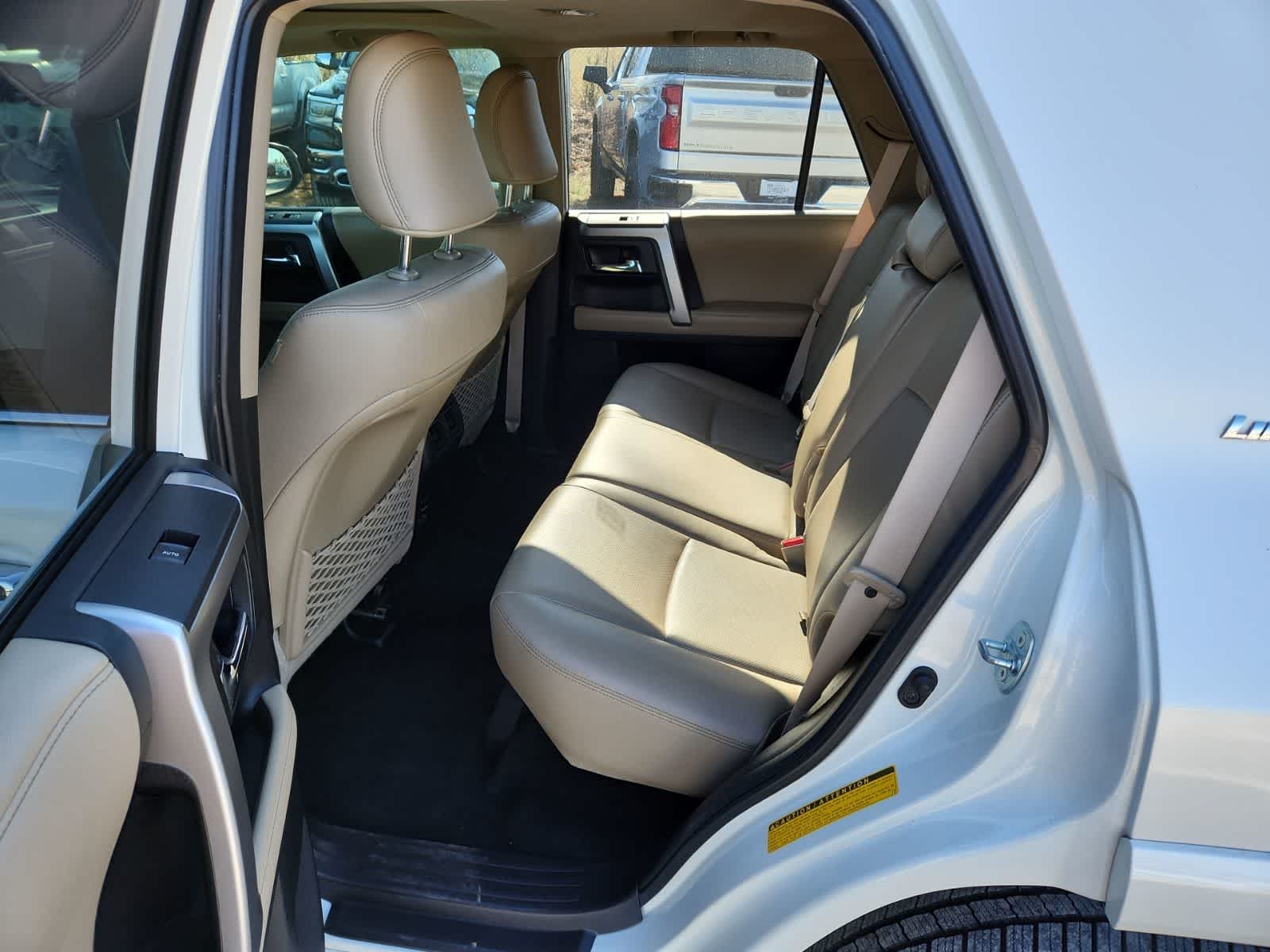 Thumbnail: 2018 Toyota 4Runner - 26