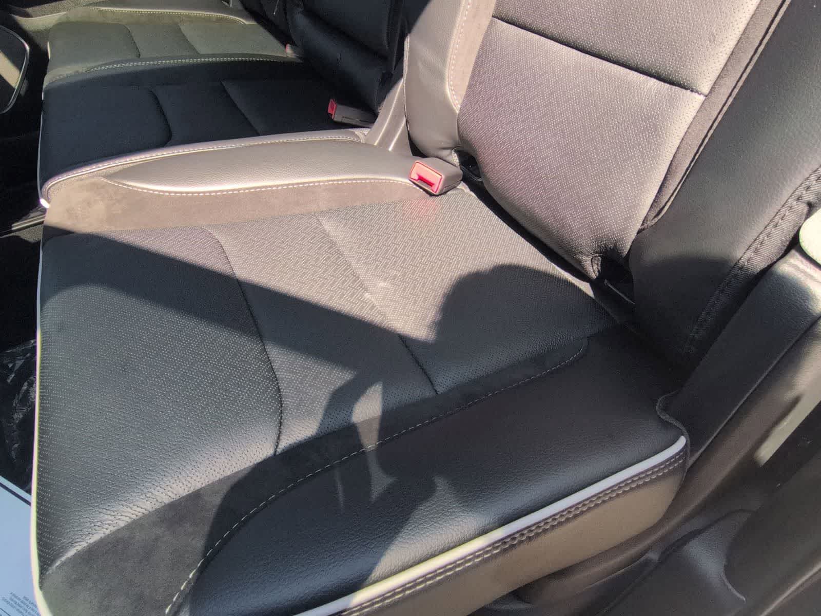 Thumbnail: 2026 RAM 1500 - 18