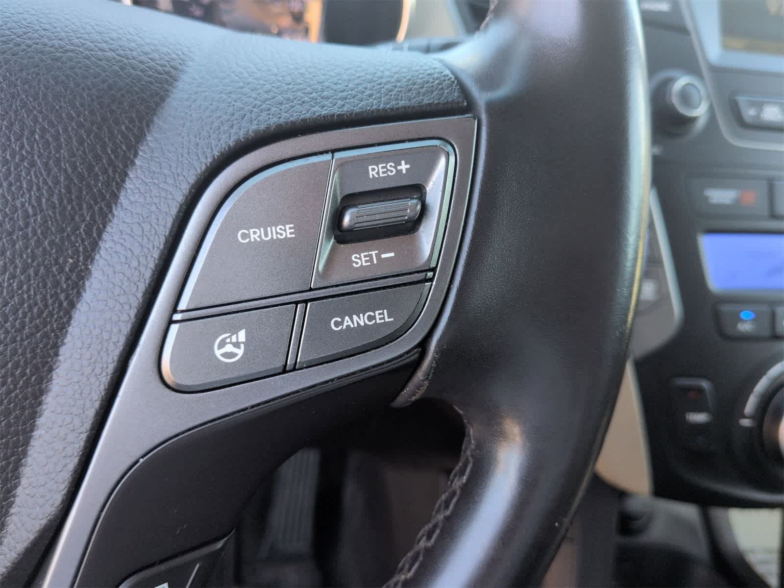 Thumbnail: 2016 Hyundai Santa Fe - 23