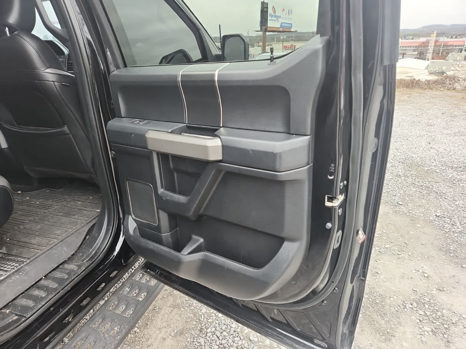 Thumbnail: 2019 Ford F-150 - 21