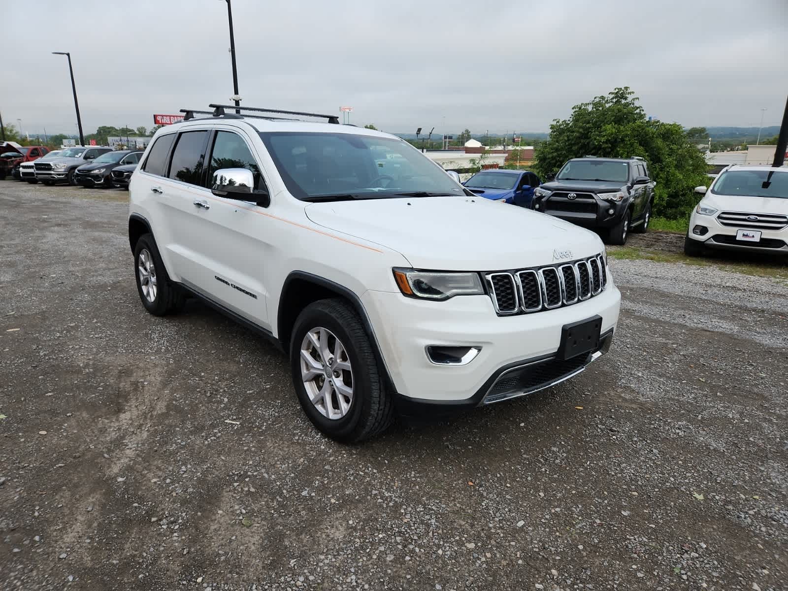 Thumbnail: 2020 Jeep Grand Cherokee - 7