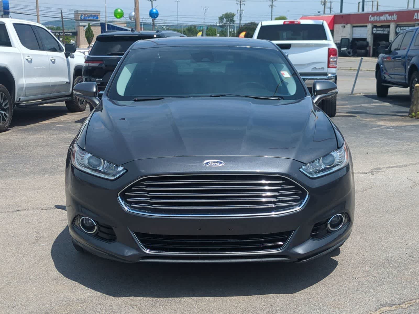 Thumbnail: 2016 Ford Fusion - 3