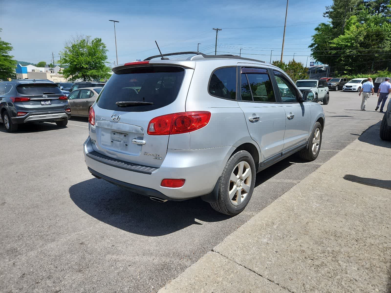 Thumbnail: 2009 Hyundai Santa Fe - 5