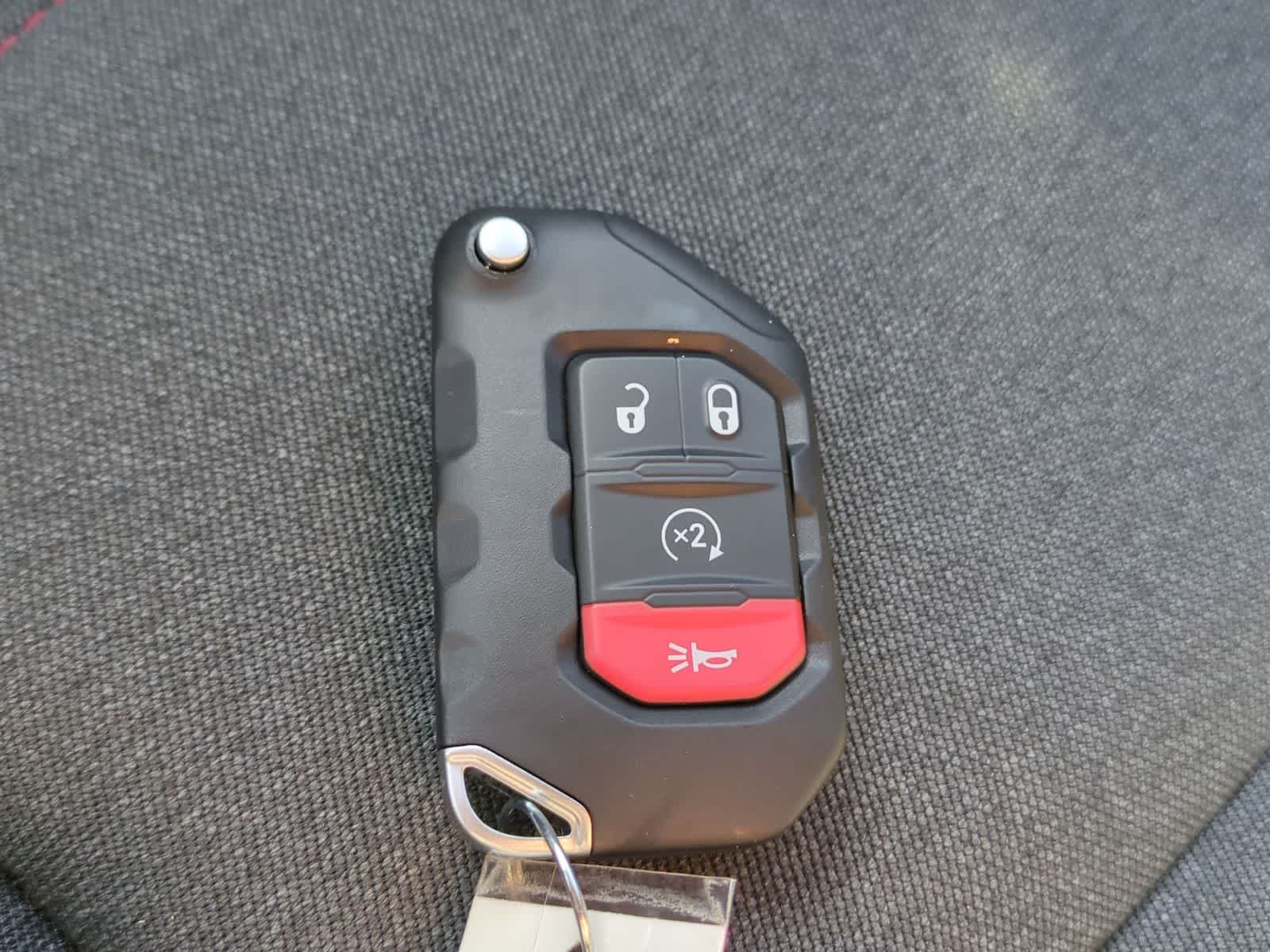 Thumbnail: 2025 Jeep Wrangler - 36