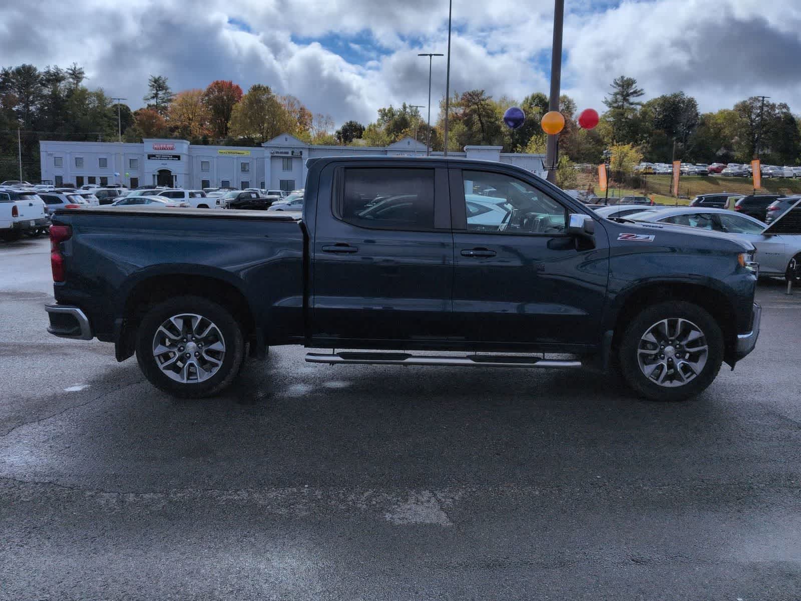 Thumbnail: 2021 Chevrolet Silverado 1500 - 9