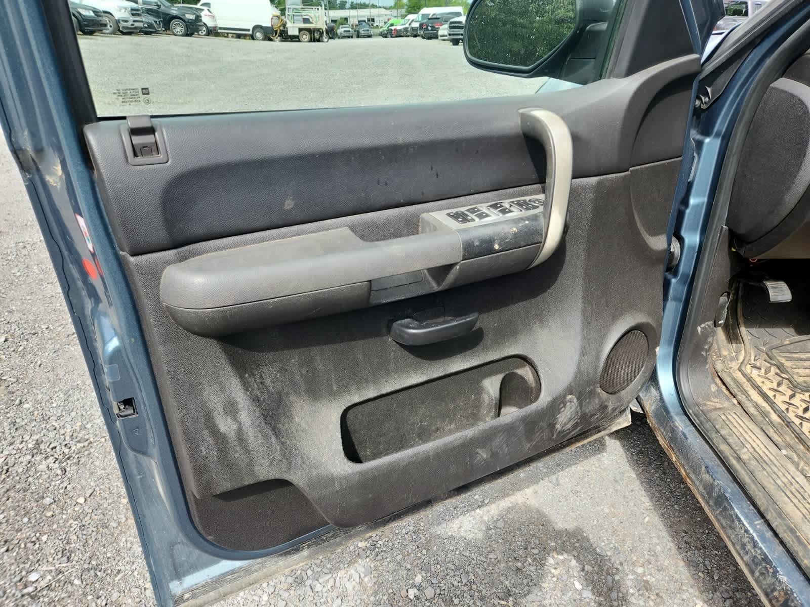 Thumbnail: 2009 Chevrolet Silverado 1500 - 16