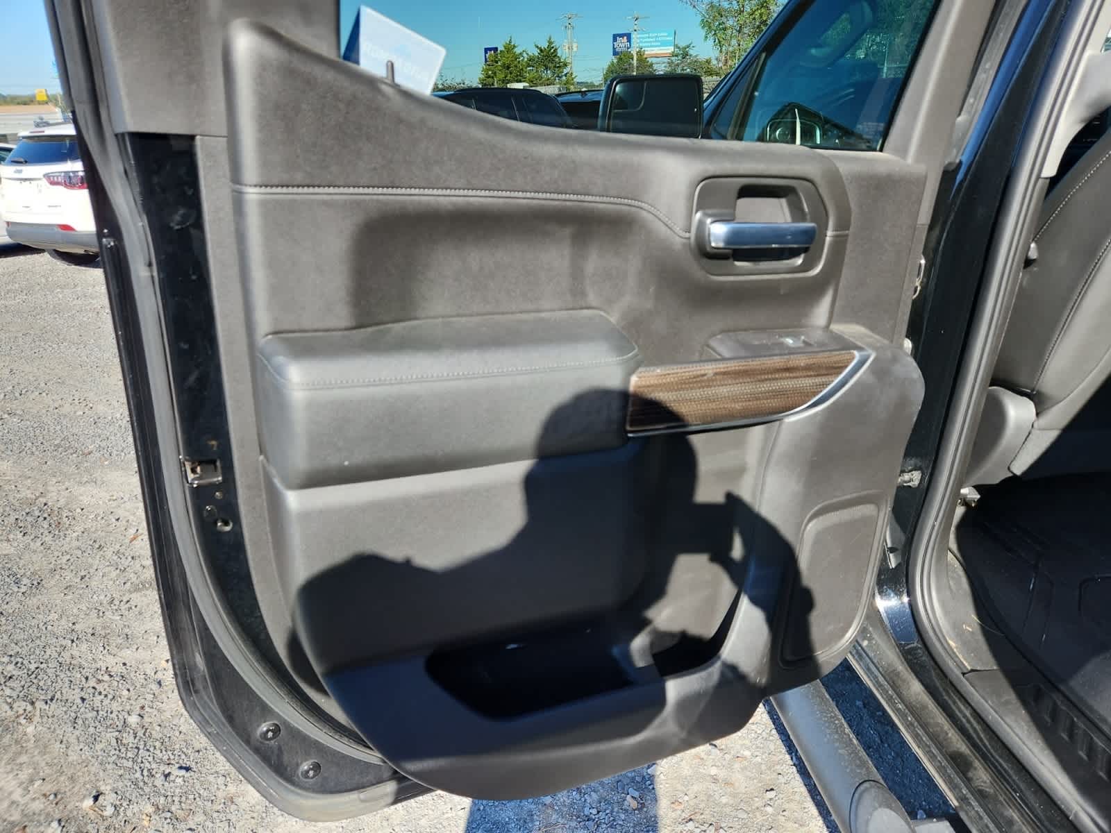 Thumbnail: 2019 Chevrolet Silverado 1500 - 26