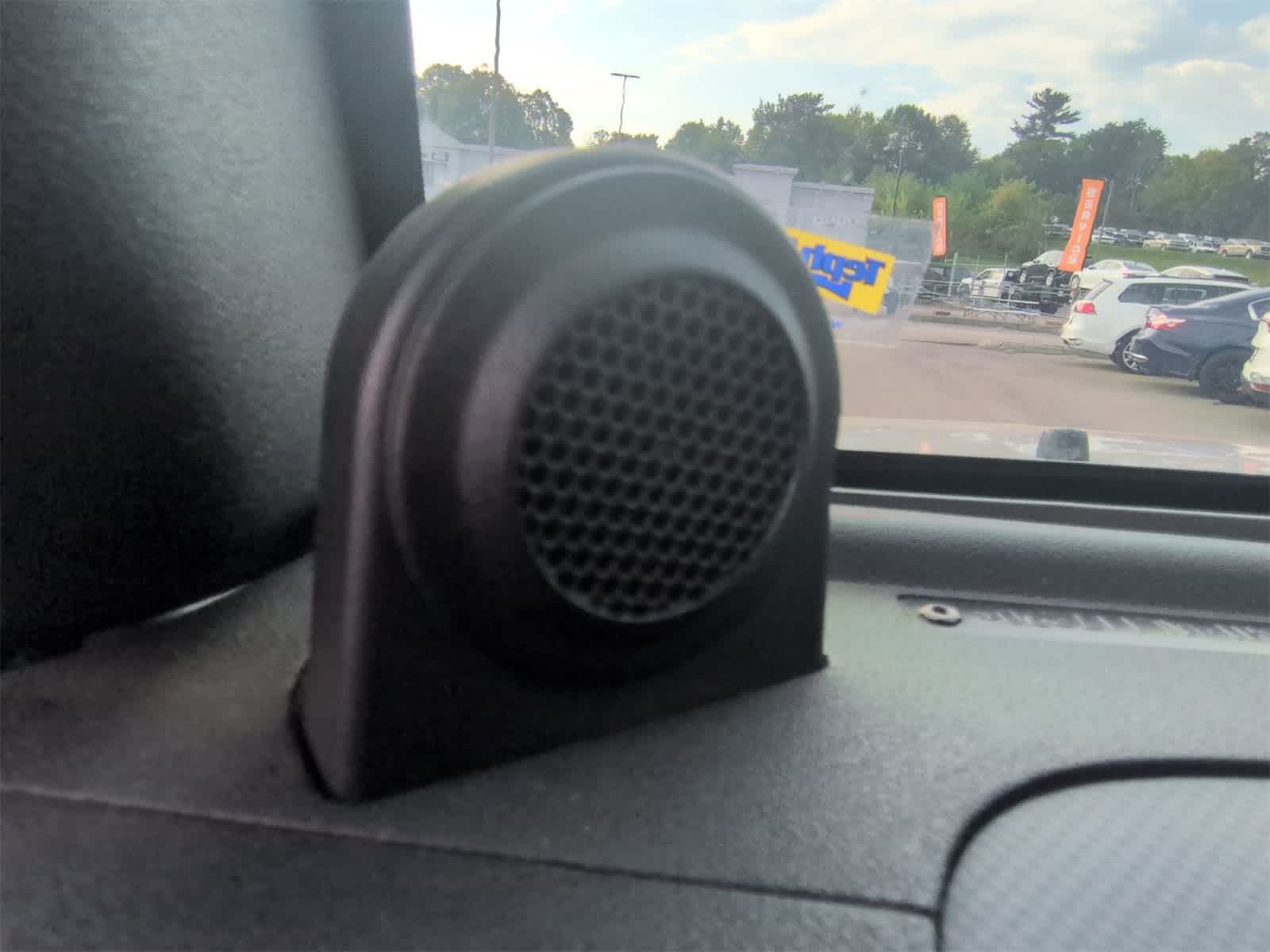 Thumbnail: 2010 Jeep Wrangler - 26