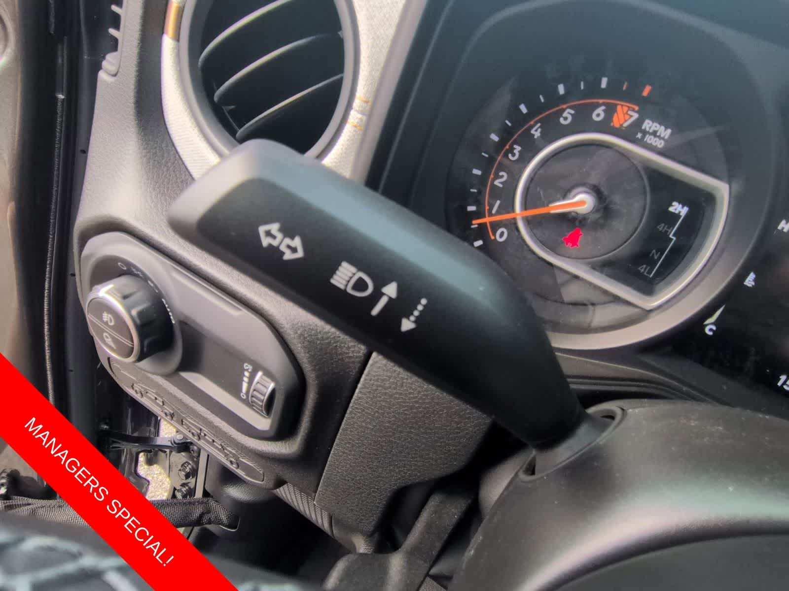 Thumbnail: 2025 Jeep Gladiator - 25