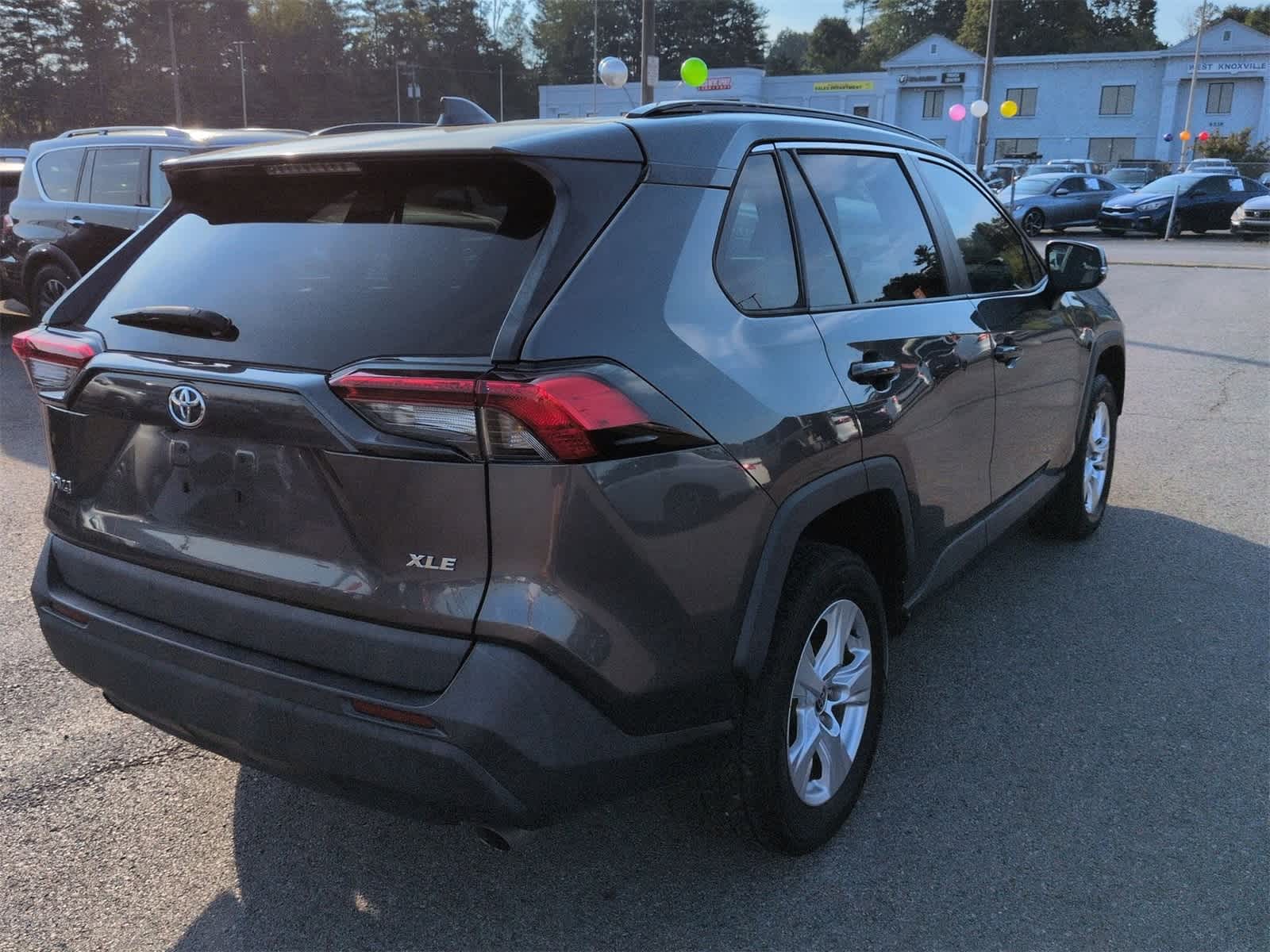Thumbnail: 2021 Toyota RAV4 - 8