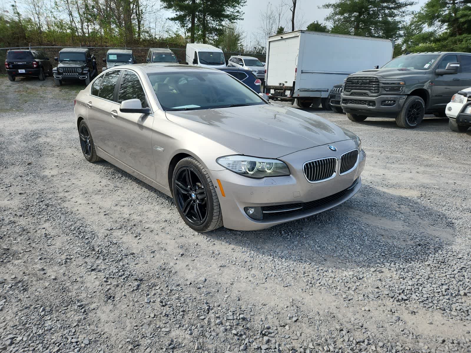 Thumbnail: 2013 BMW 5 Series - 7