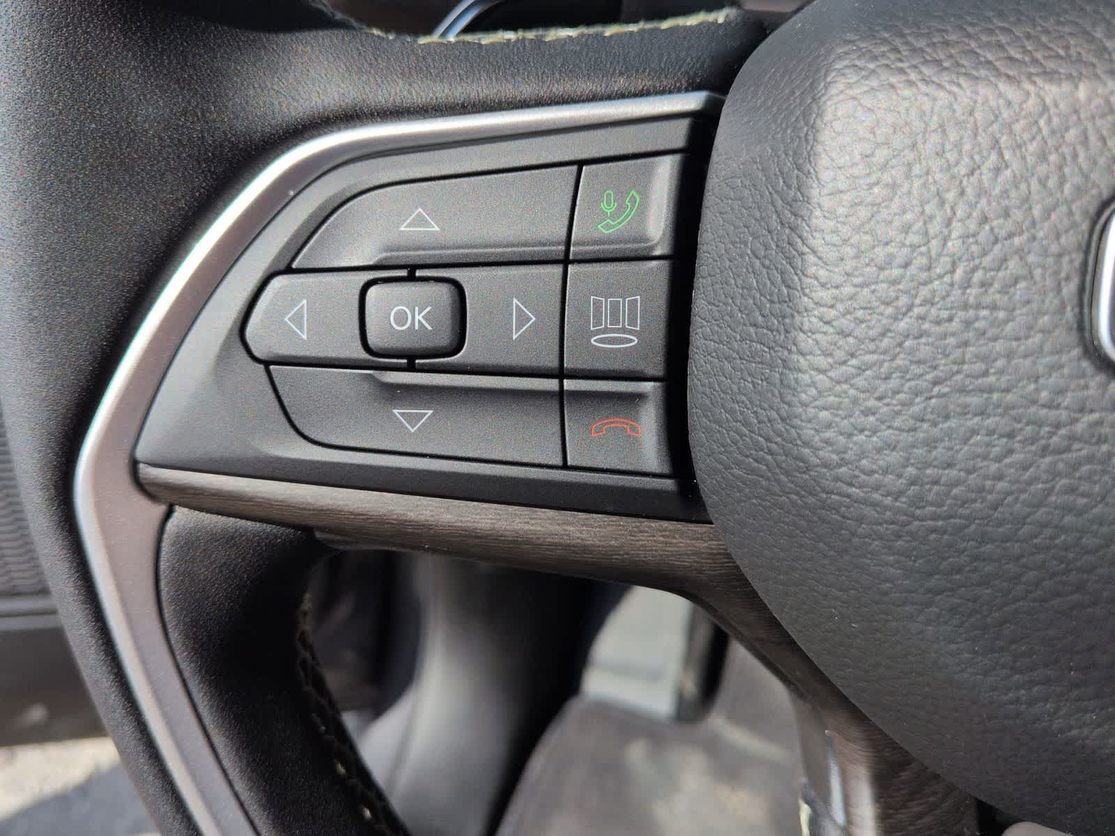 Thumbnail: 2026 Jeep Grand Cherokee - 18