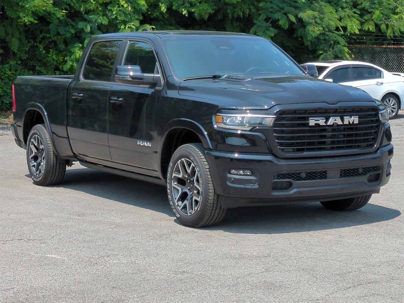 Thumbnail: 2025 RAM 1500 - 2