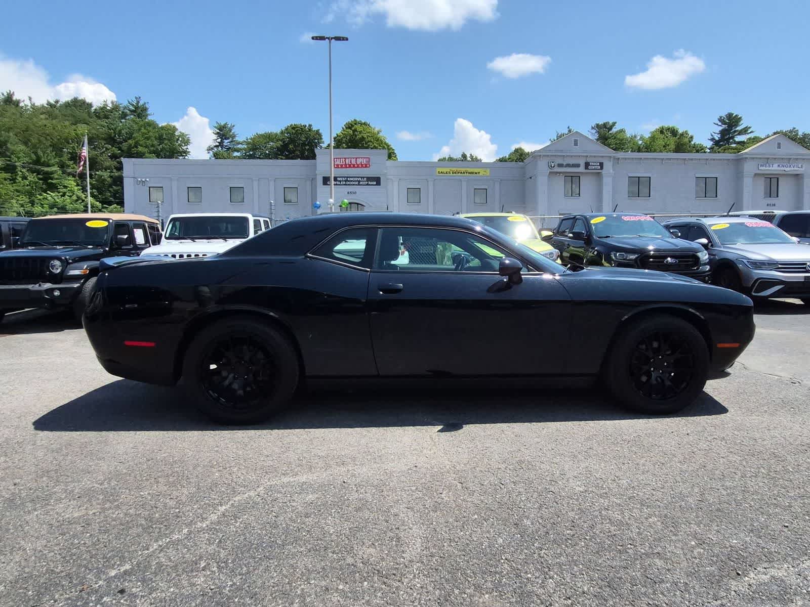 Thumbnail: 2019 Dodge Challenger - 7